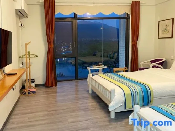 Standard Double room with lake view