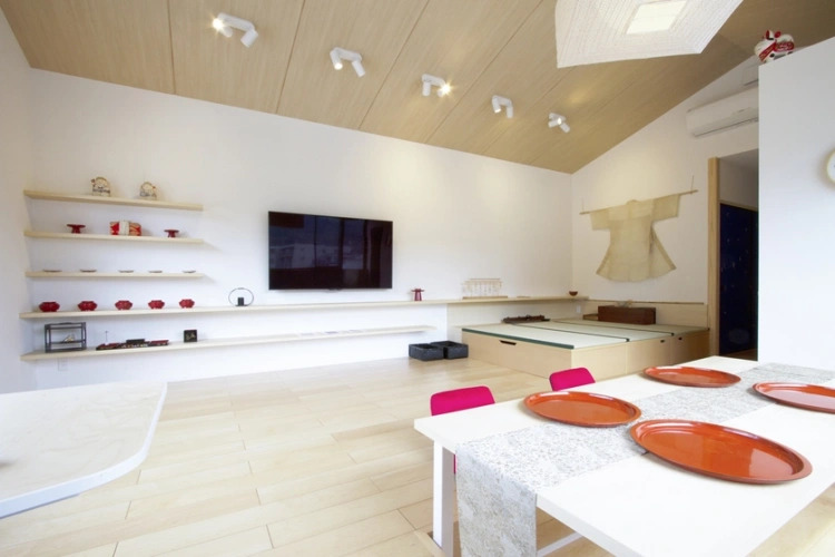 Quadruple Suite