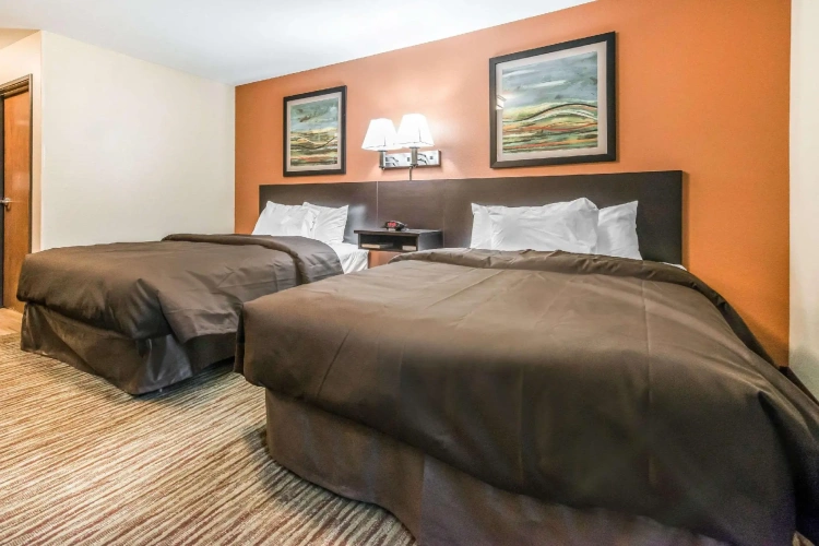 Standard Quadruple room