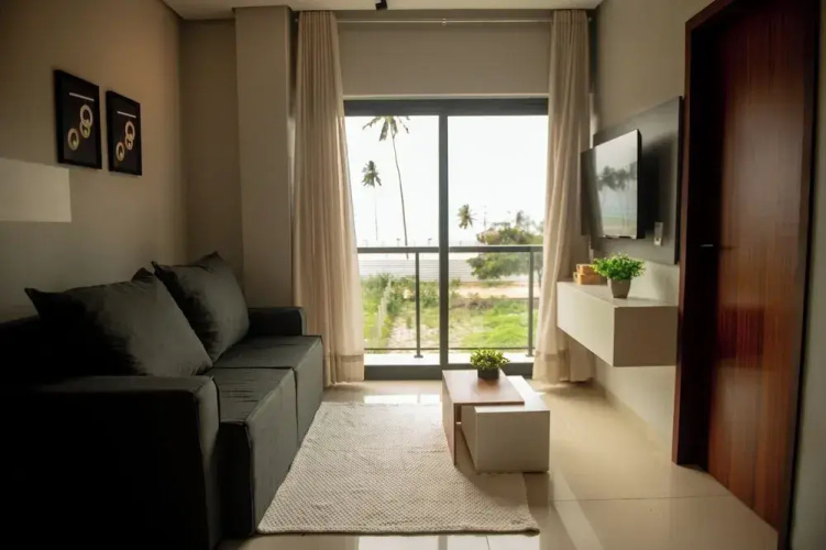 Apto Pet Friendly com Piscina a 100m da Orla