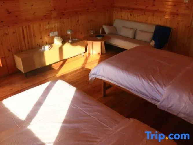 Standard Twin room with sunset view