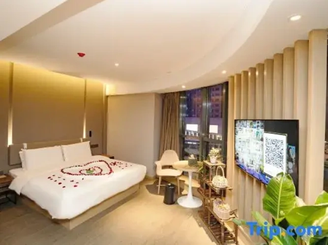 Standard Double room with view