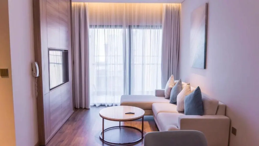 2 Bedrooms Apartment