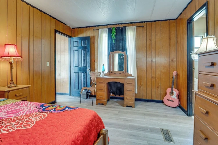 2 Bedrooms Cottage