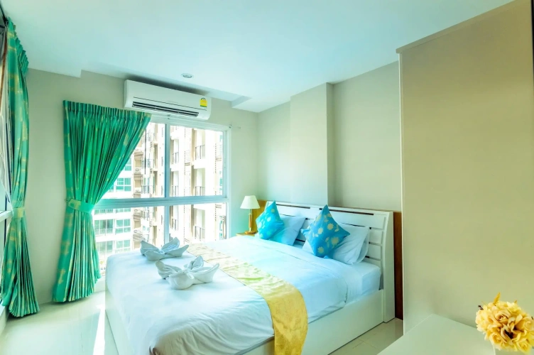 Twin Apartment