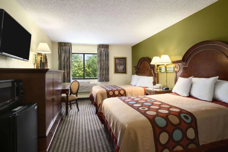 Deluxe Quadruple room
