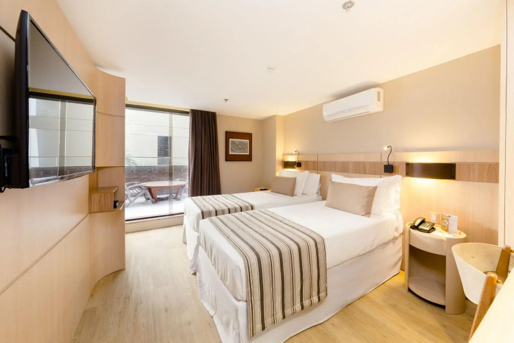 Ritz Copacabana Hotel