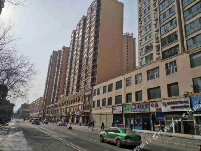 Shell Hotel (Linxia Central Plaza)