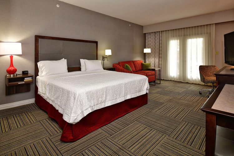 Hampton Inn & Suites Fredericksburg
