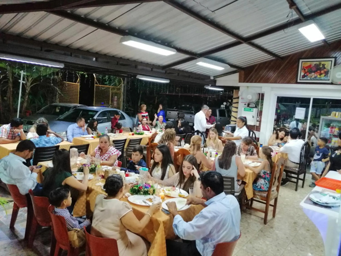 Sun Place Hosteria