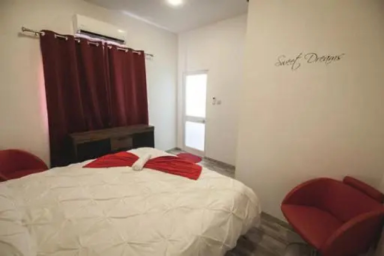 Bookarest Hostel Malta