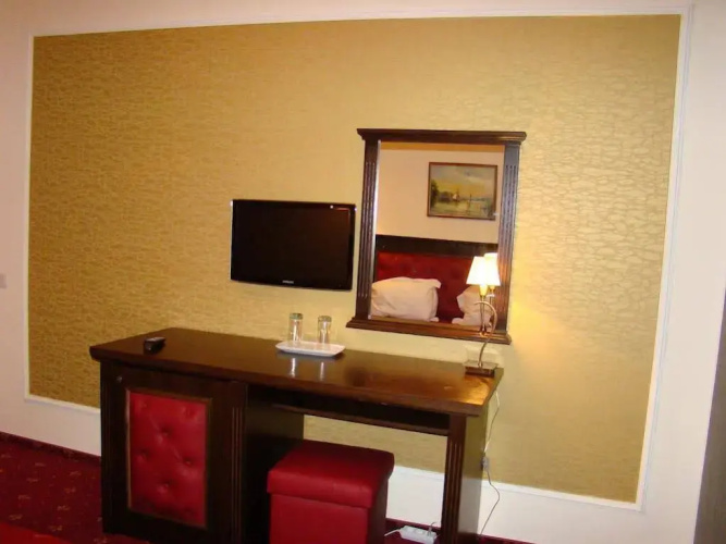 Hotel Golden Palace