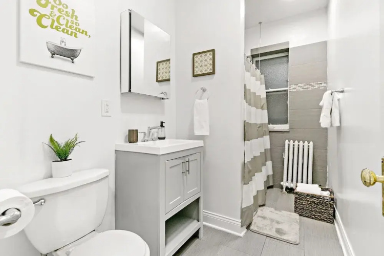 Chic 2BR Escape - Buckingham 1