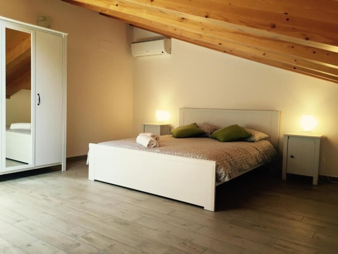2 Bedrooms Apartment with balcony and with sea view