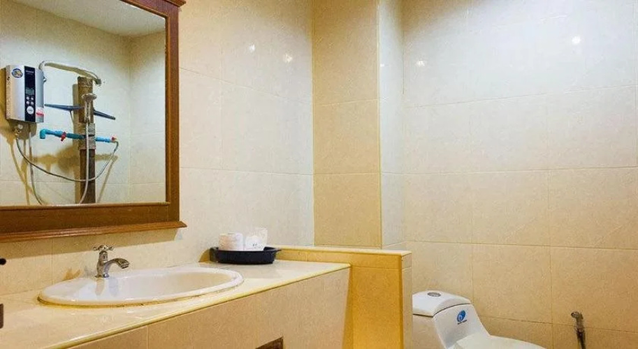 Baan Natacha Beachfront Guesthouse