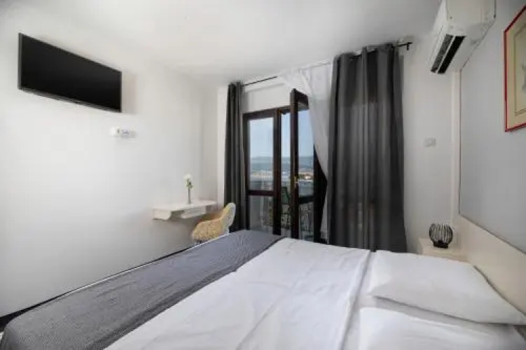 Guest House Zeba & Riviera