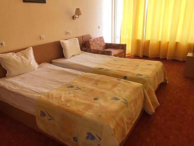Standard Twin room