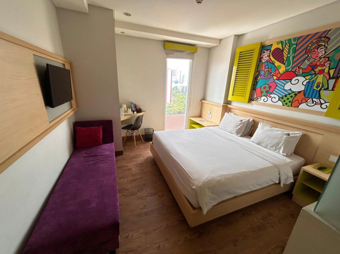 MaxOneHotels.com at Kramat