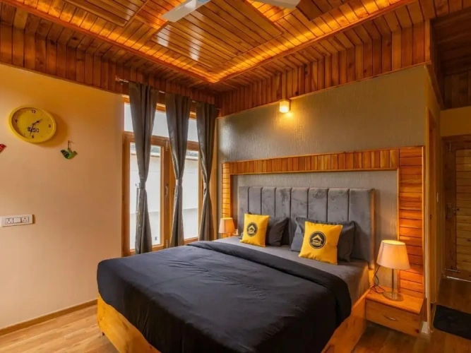 Deluxe Double room