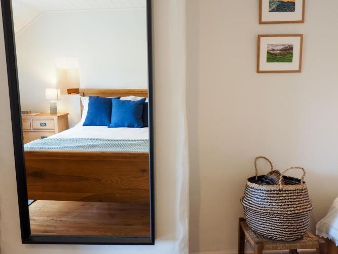 2 Bedrooms Cottage
