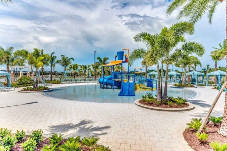 Cooper Villa Windsort At Westside 3