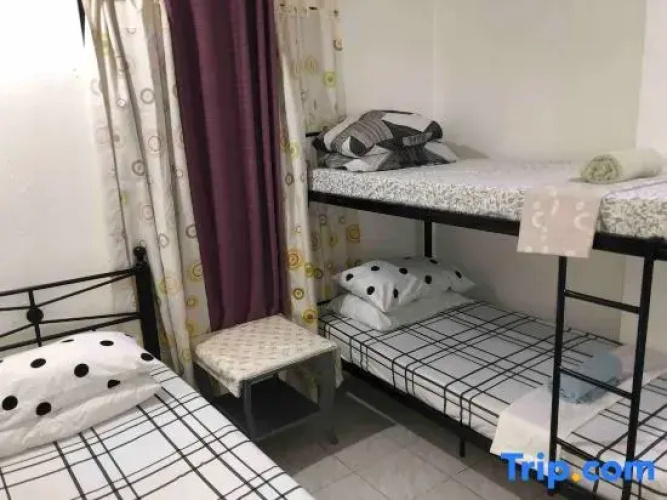 Cranberry's 2Br Unit nr Convention Center #1