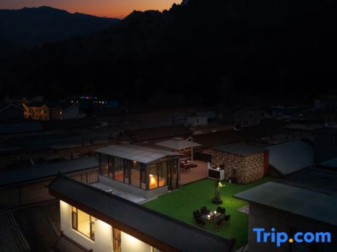 Wutai Mountain Caiwei Residence