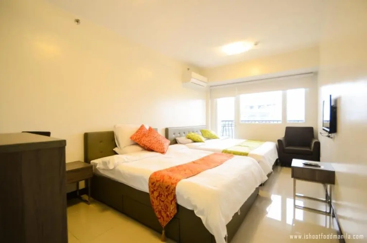 Deluxe Twin room with balcony