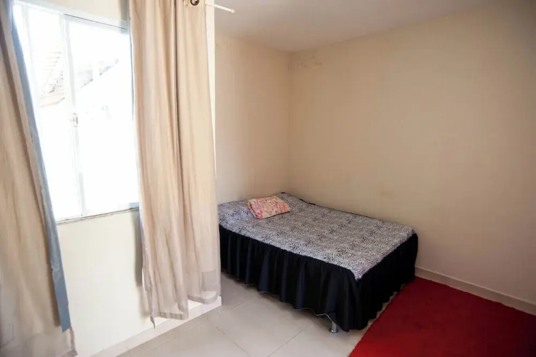 Casa Pet Friendly com Varanda e Churrasqueira