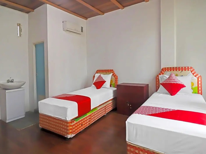 OYO 91807 Kemalasari Guesthouse