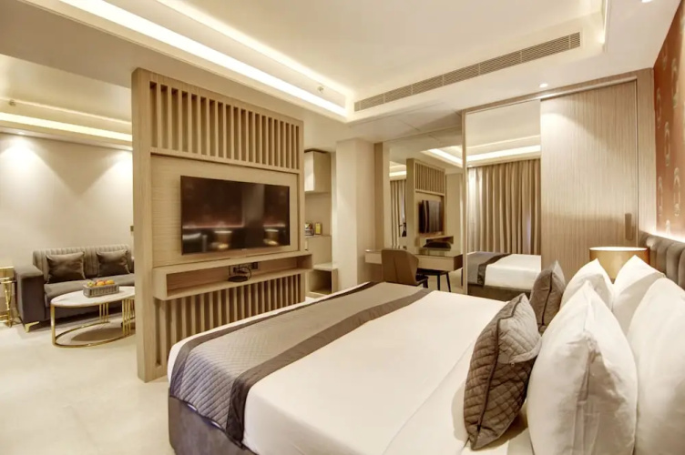 Stepstones Hotels and Inn-DLF PHASE-3