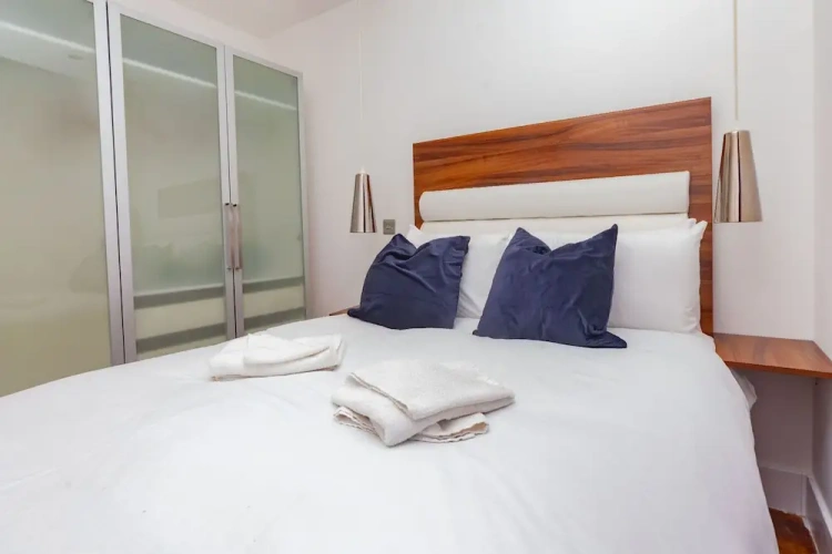 Deluxe Studio with balcony