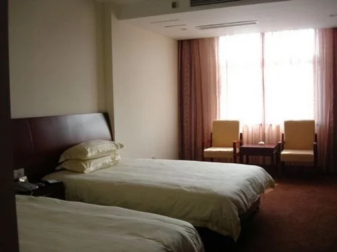 Oriental Holiday Hotel