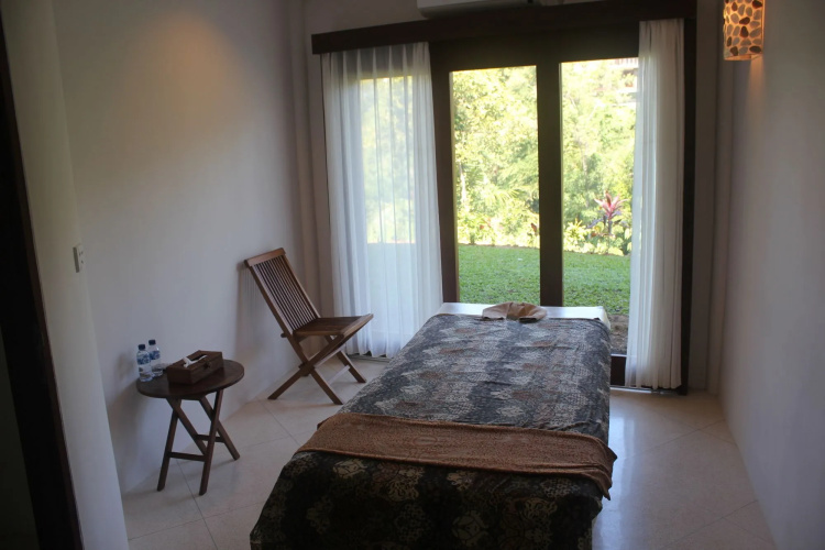 Amori Villas