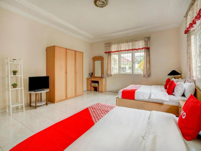 OYO 90080 Villa Lotus E06