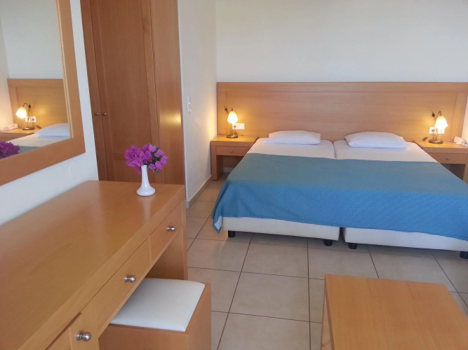 Ariadne Beach - Adults Only