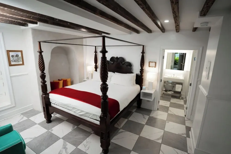Classic room