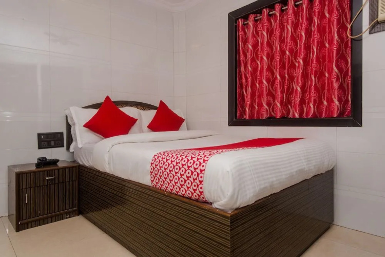 OYO 19353 Relax Guest House