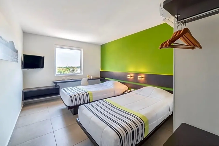 Standard Double room with view