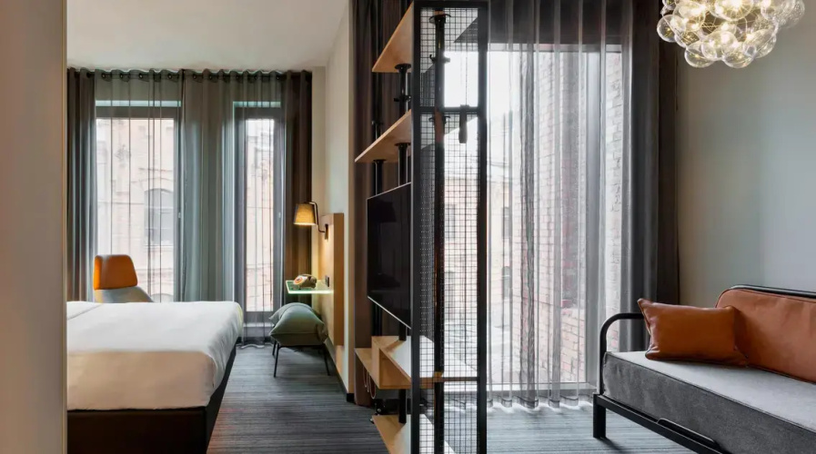 Deluxe Quadruple room
