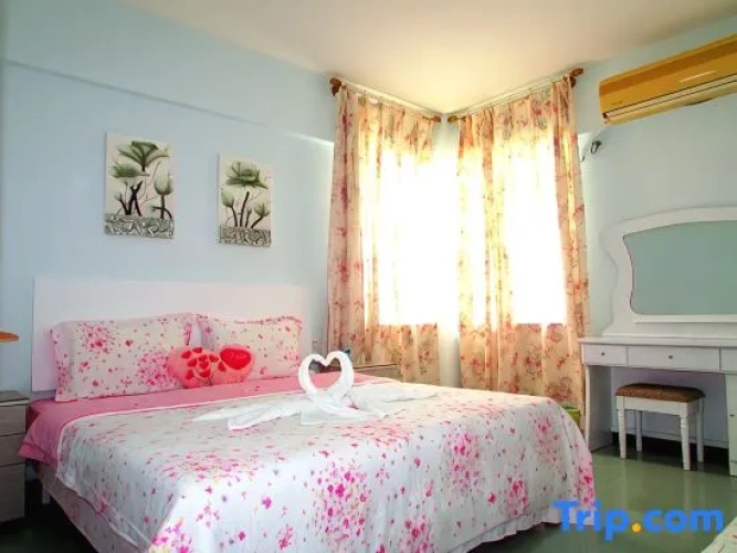 2 Bedrooms Double Family Suite with sea view