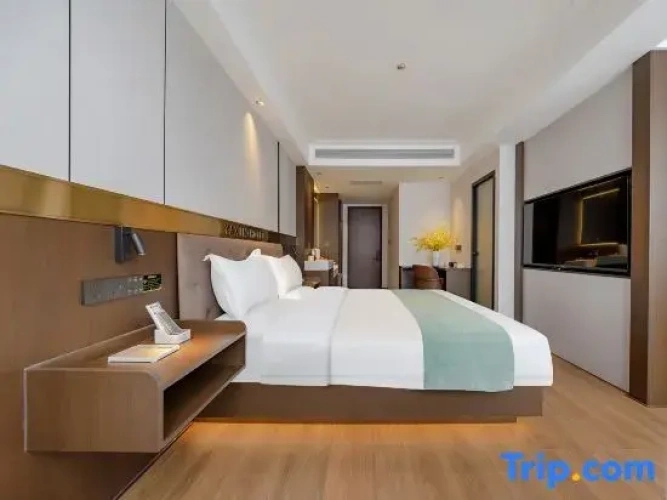 Deluxe Family Suite