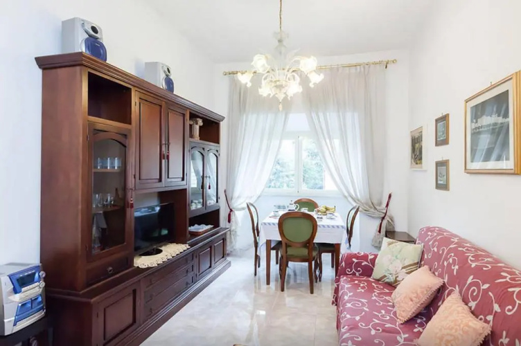 Caterina Embassy Apartment