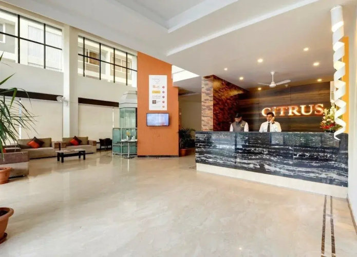 Hotel Raysons Regency