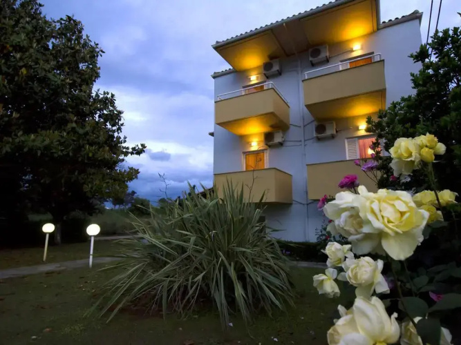Voula Apartments
