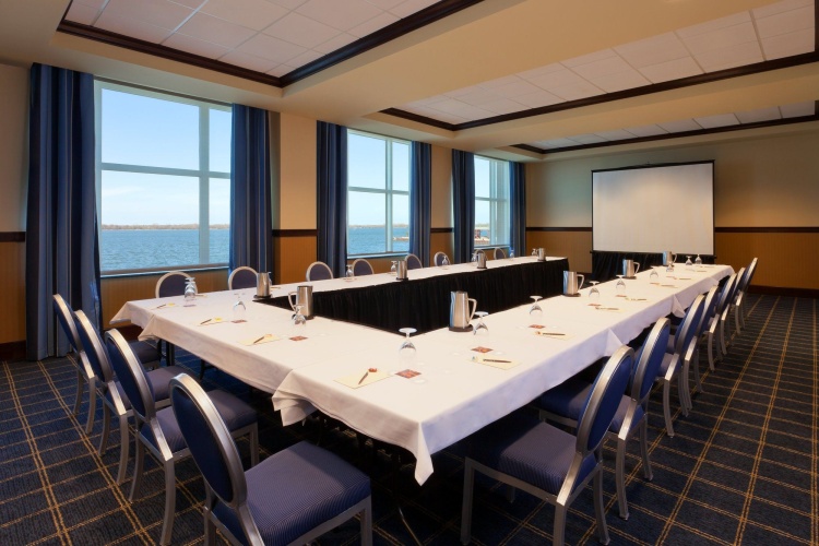 Sheraton Erie Bayfront Hotel photo 18