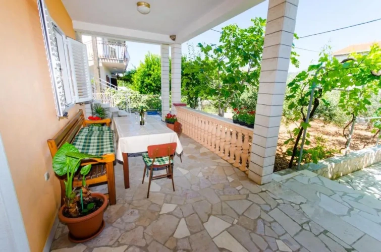 Apartment with balcony
