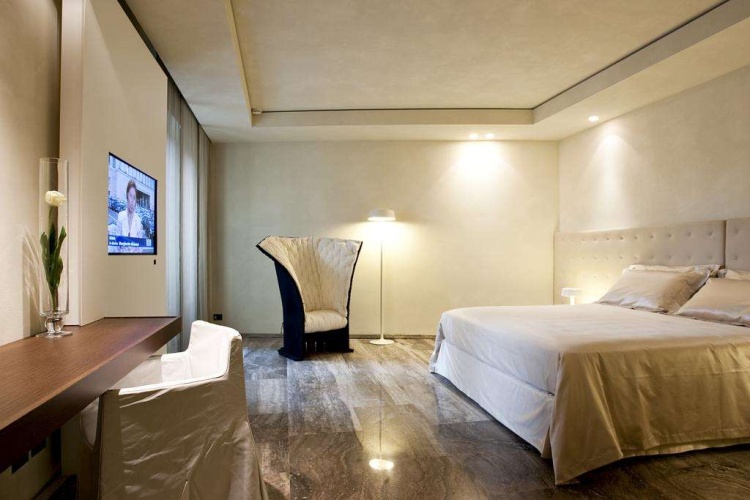 Romano House photo 12