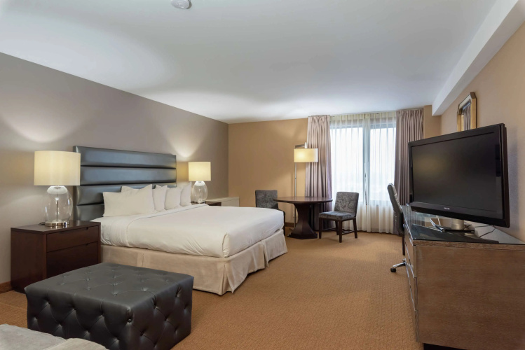 Doubletree by Hilton Bloomington - Minneapolis South