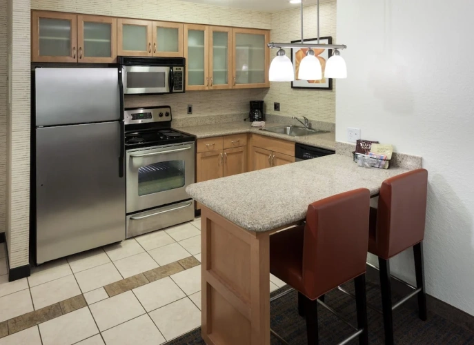 1 Bedroom Suite